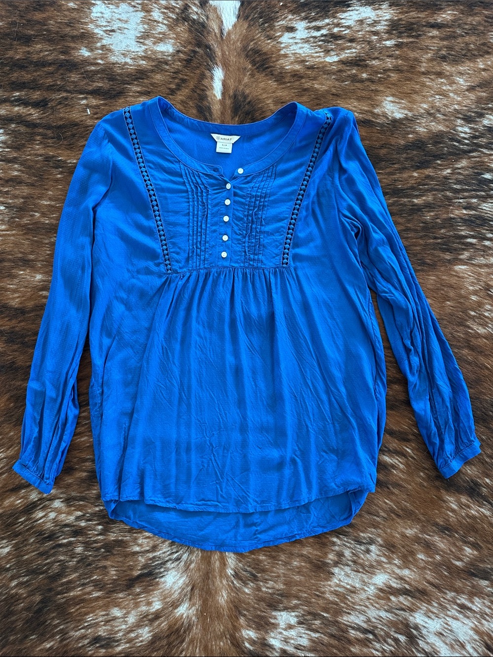 Ariat blue blouse